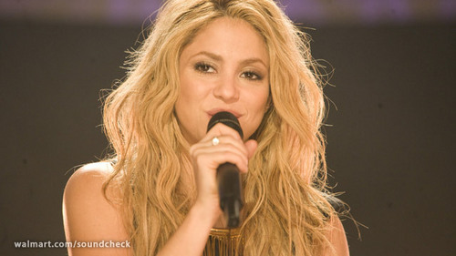  Shakira Stops سے طرف کی Soundcheck