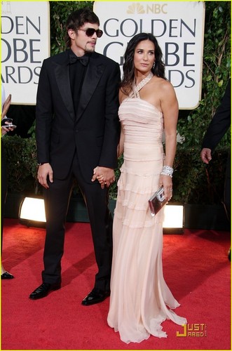  Demi & Ashton @ 2009 Golden Globes