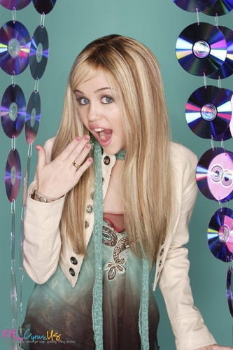  Hannah Montana Season 1 Promotional foto [HQ] <3