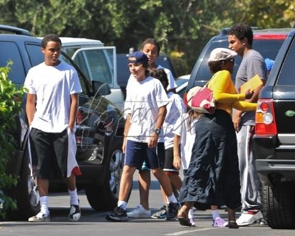  Paris, Prince and Blanket (new photo) 28.09.2009