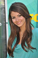 Victoria at The Teen Choice Awards - victoria-justice photo
