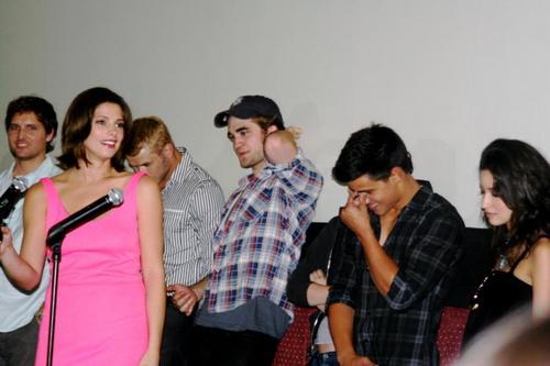  New pictures from the Twilight Screening in Comic Con