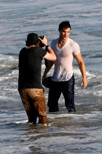 Taylor Lautner's Flippin' Hot bức ảnh Shoot, Part 2