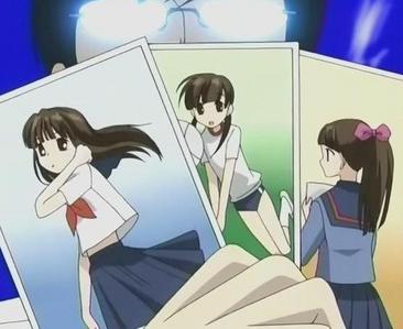 Where did Kyoya get the pictures of Haruhi while she was in middle school to tempt the boys with during the beach trip?