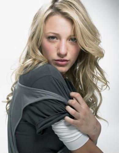  T oder F : Blake Lively won Choice TV Breakout star, sterne Female in 2008?