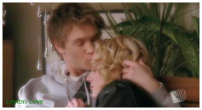  LUCAS: Peyton, I made tu a promise. Besides, tu should be able to turn to me for help. I amor ________________.