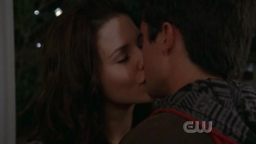  Is it their first kiss ?