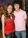  where did nick and miley had their lunch fecha
