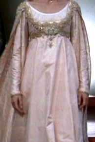  MOVIE FASHIONS: Which actress wore this outfit in film?