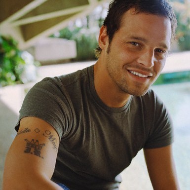  When is Justin Chambers' Birthday?