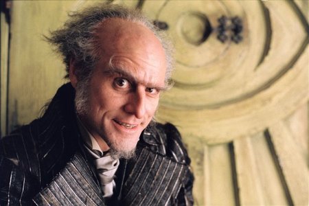  What symbol is associated with Count Olaf?