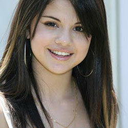 Selena's favorite type of gum?
