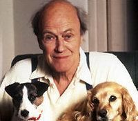 What year was Roald Dahl born?