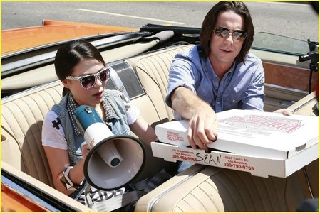  what do you think were miranda and jerry doing in this photo?