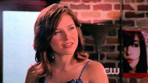  What was the rendez-vous amoureux, date and time the message that Peyton sent Brooke in 6.01?