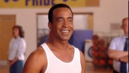 Did Tim Meadows (Mr. Duvall) really injure his arm before filming and had to cover it up in the film?