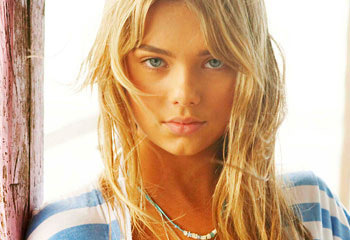  indiana evans a new mermaid play in a role call bella