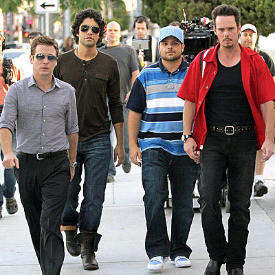  Kevin Connolly, Adrian Grenier, Jerry Ferrara and Kevin Dillon are heading towards the best season of Entourage yet!