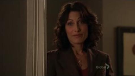 Cuddy at House's apartment