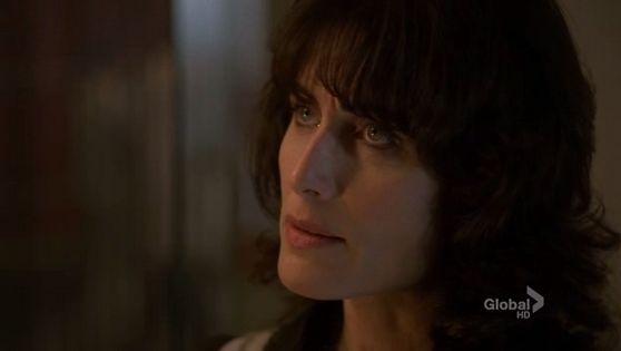  1.This is my favourite huddy moment of all time , “ you’re afraid to be happy , why do te care if I’m happy???” cuddy’s face just shows how much she is in Amore with house she can’t even look him in the eye “ this is the only me te get”.