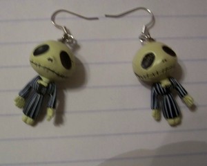  Totally cute Skeleton Jack Earrings door Scumrags