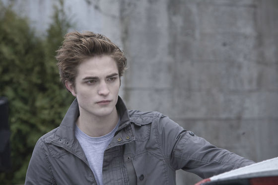  Robert Pattinson as Edward Cullen in Twilight