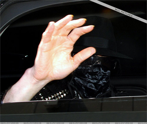  2009 > Various > Michael leaves medical clinic