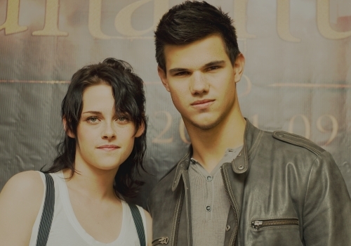  Kristen S and Taylor एल