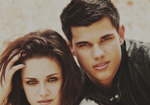  Kristen S and Taylor 엘