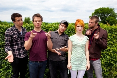 Paramore at the BNE photo shoot