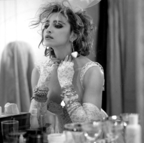  1984- Madonna door Steven Meisel for Like a Virgin Cover Album Session
