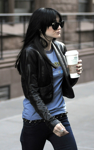  Ashlee Out in New York