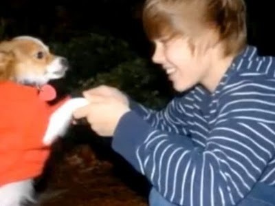  J.Bieber with dog