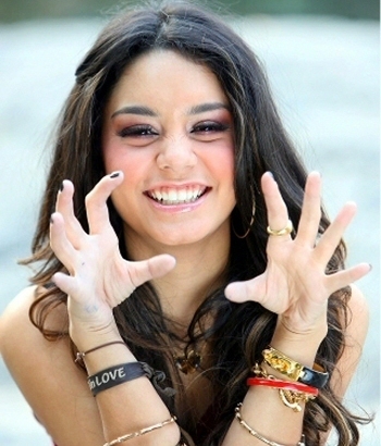  Part of the 100 pics of Vanessa I have!