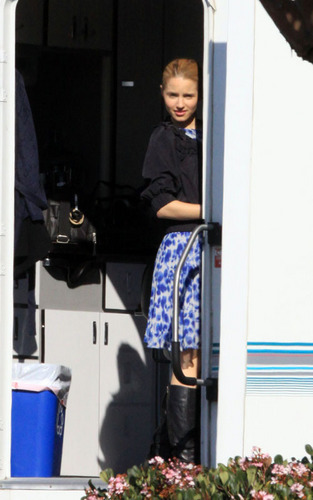  Dianna Agron on the set of glee