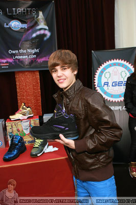  Events > 2010 > January 30th - Grammy Style Studio jour 3
