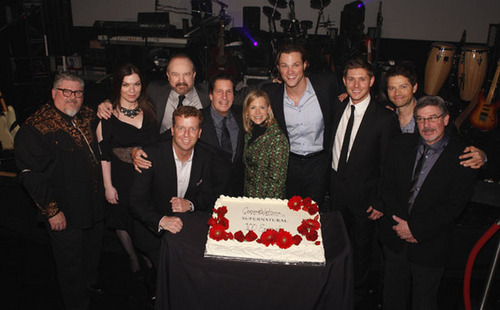  Jensen with the cast and the crew at the 100th episode party