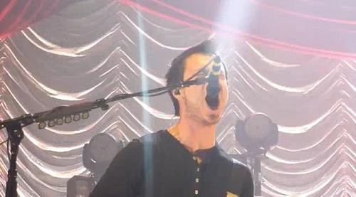  Josh's Screamo - My jantung (Wembley Arena 2009)