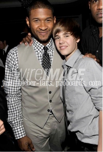 Justin Bieber & Usher at The Grammys