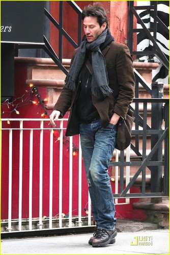  Keanu Reeves: SoHo Stroll