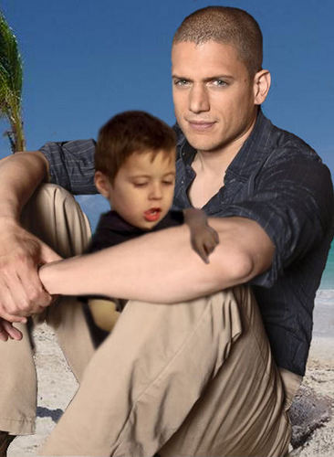  Prison Break - Michael Scofield and little MJ