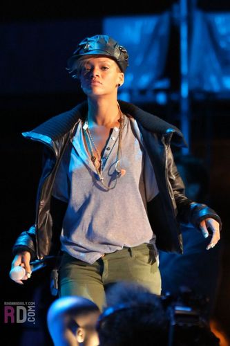  Rehearsals for the Pepsi and VH1 Super Bowl fan jam in Miami - February 3, 2010
