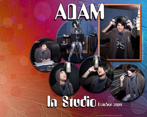  Adam Hintergrund