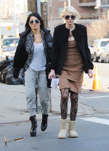 Jan 20: Filming 'Gossip Girl' in Astoria, Queens - NYC