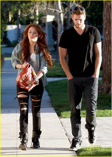  MILEY FEB.7 SUNDAY OUT WITH LIAM!!