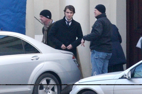 New Photos of Robert Pattinson on Bel Ami Set