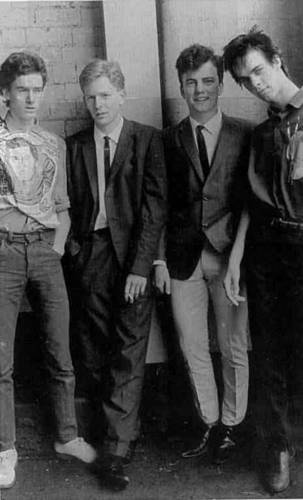  Boys Далее Door - 1977