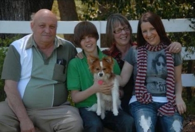  J.Bieber family nd dog