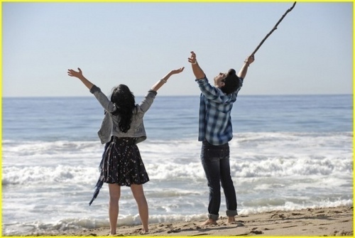  Jemi shooting the musique video for 'Make a Wave'. 15.02.10