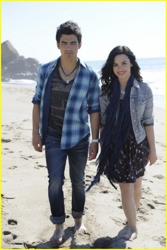  Jemi shooting the Musica video for 'Make a Wave'. 15.02.10